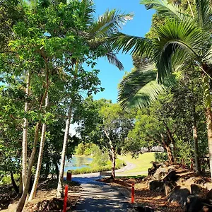 Riviera Aparthotel Mackay
