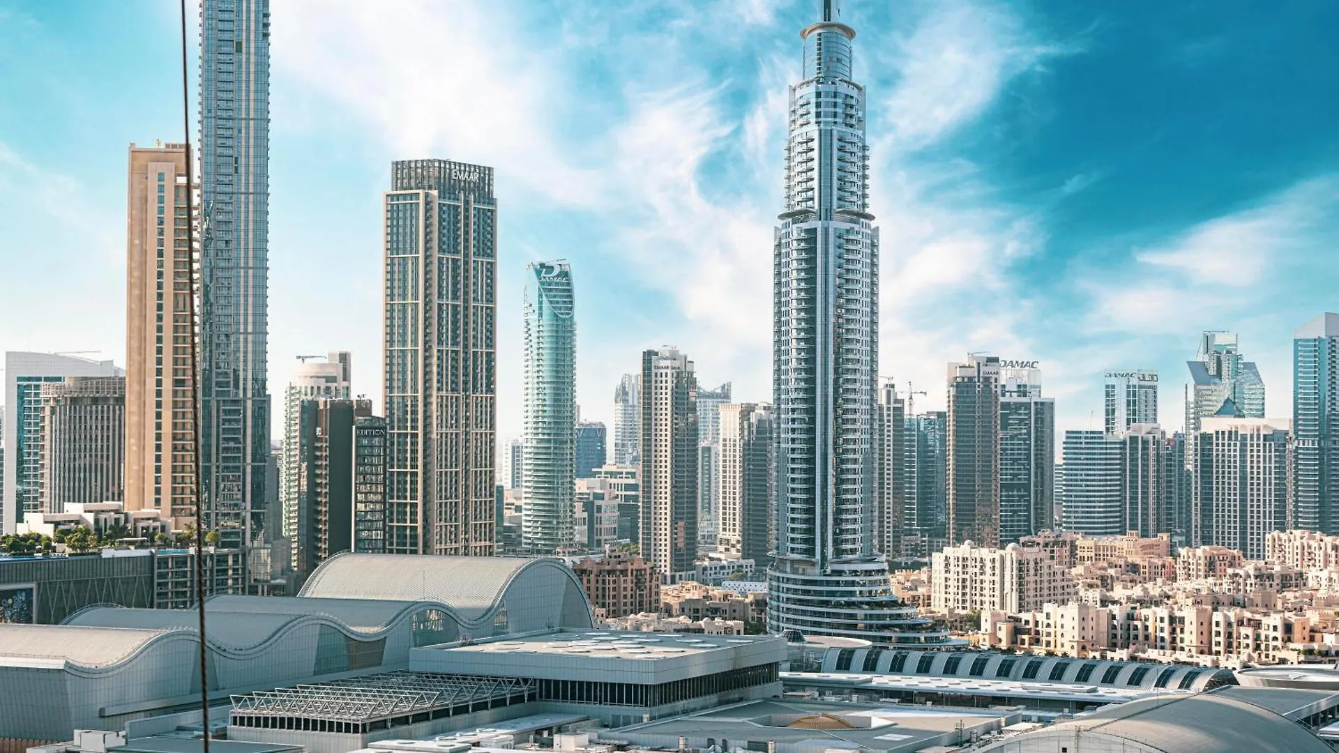 Burj Khalifa View, High Floor, Dubai Mall Access, Gym, Infinity-Pool, Playground, Bbq, Family Friendly Apartment